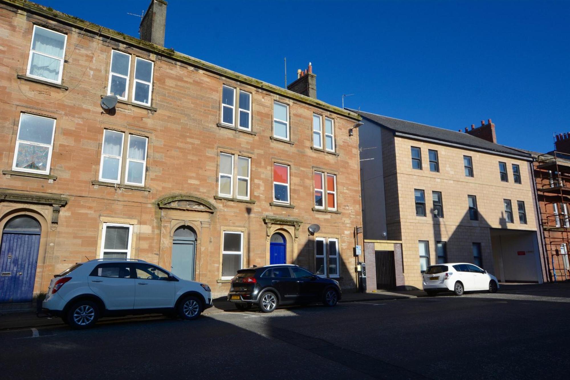 Maze Great Escape Apartment Ayr Bagian luar foto